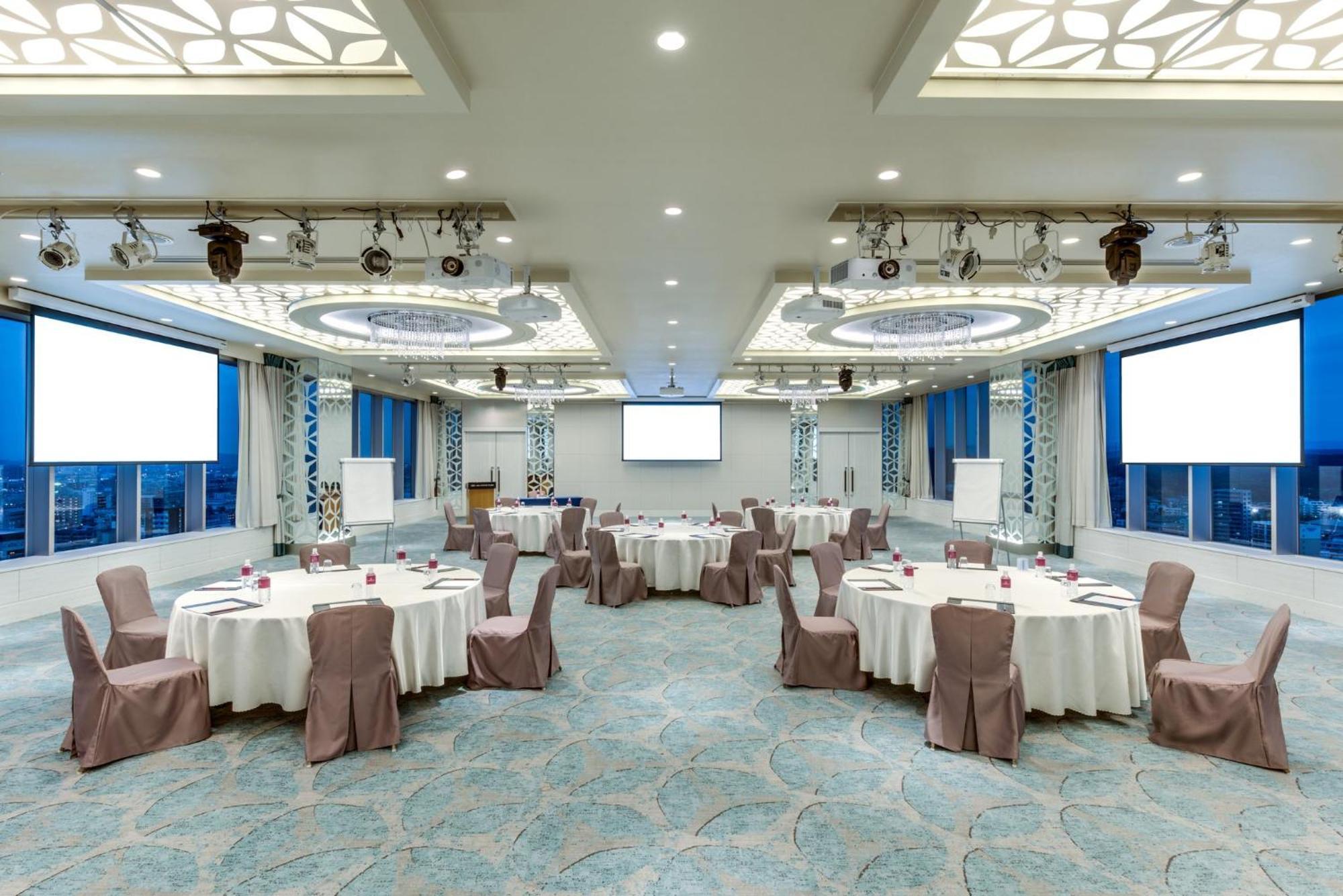 Ana Crowne Plaza Okayama By Ihg Otel Dış mekan fotoğraf